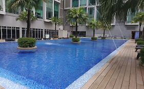 Soho Suites Klcc By Rt Group